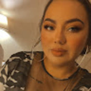 Meet your Posher, Christy